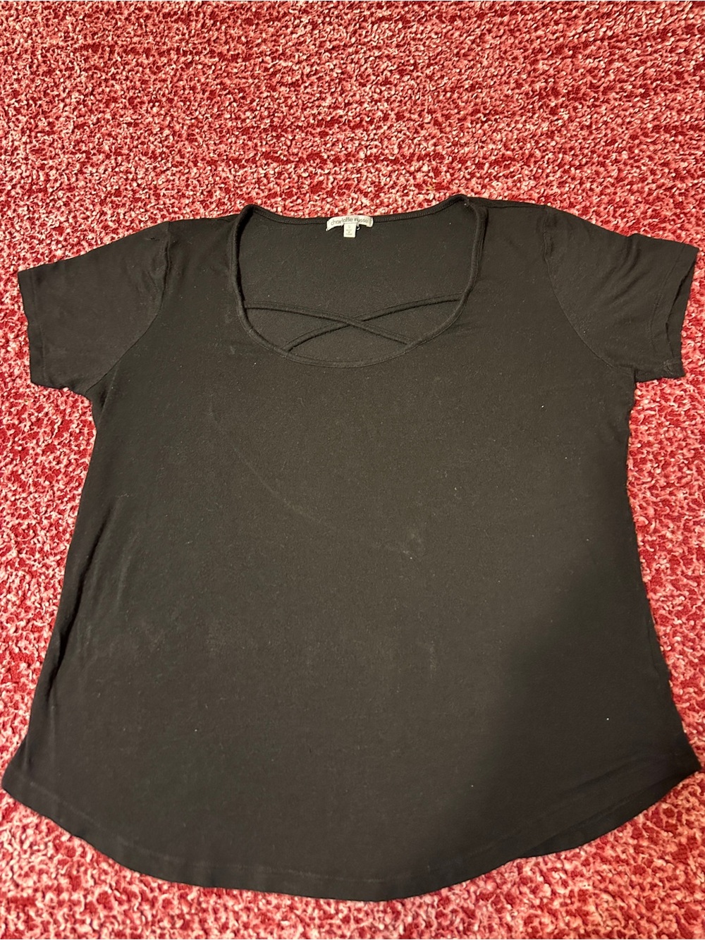 Charlotte Russe Black Criss-Cross Front Strappy Scoop Neck Short Sleeve Top (Sma